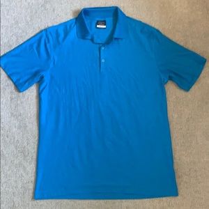 Men’s Nike golf polo.